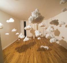 La tête dans les nuages