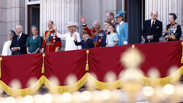Trooping the color (suite)