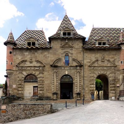Saint Antoine l'Abbaye, une cité médiévale