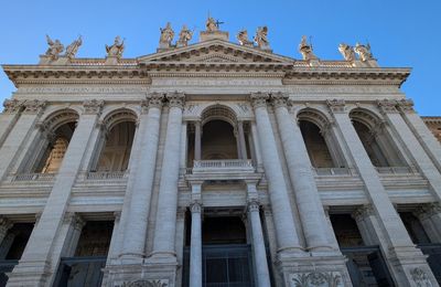 Saint Jean de Latran, une romaine basilique ....
