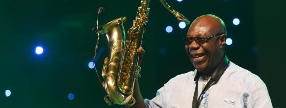 Manu Dibango : est décédé des suites du Covid-19