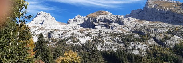 mardi 7 oct 2025 :  Refuge de la Pointe Percée depuis les Troncs