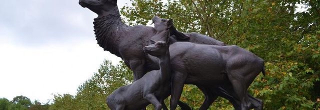 Domaine de Sceaux : Groupes de cervidés par Georges Gardet 