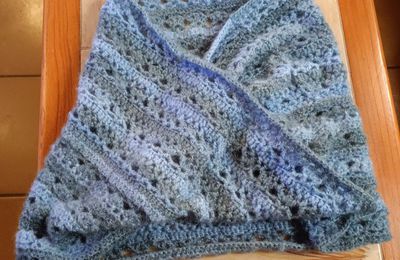 EB - Un châle "Moebius" au crochet...