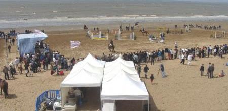 Tharon PLage Concours Saut d'Obstacle