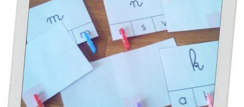 Cartes : correspondance cursive/script 