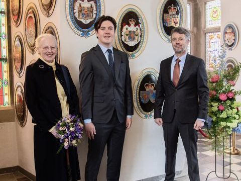  le bouclier de chevalier éléphant