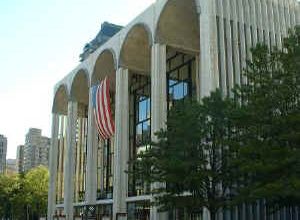 Le Met, au coeur du Lincoln Center for the Performing Arts.