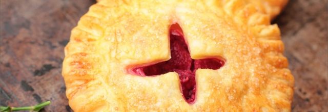 Chaussons feuilletés à la framboise & vanille