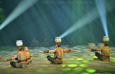 Cirque Phénix - Le Petit Dragon : (4) - Les Jarres du Temple