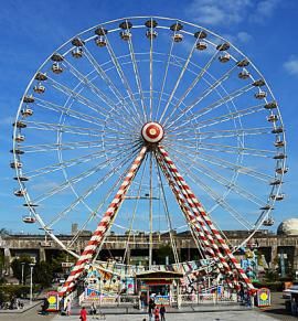 La grande roue à St Nazaire --> 22 mai