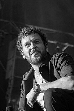 CLAUDIO CAPEO :  A REECOUTER SI VOUS LE VOULEZ BIEN SUR CES 10 CHANSONS