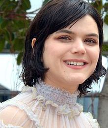 Entretien: Soko - La Danseuse