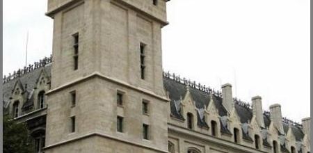 L'Île de la Cité : Restaurations de la Tour de l'Horloge