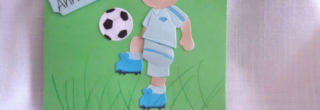 Carte anniversaire pour un jeune footballer.