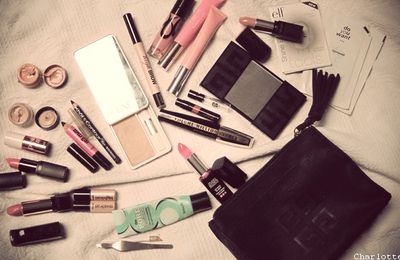 La trousse qui me colle à la peau.
