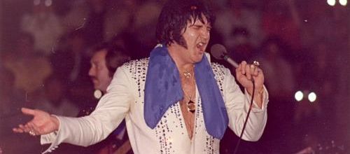 ELVIS 16 FEVRIER 1977 