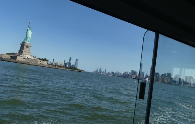 JOUR 4 - LA LIBERTE ECLAIRE LE MONDE 