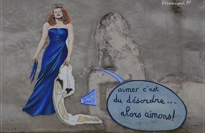 Montmartre : Le Mur des " Je t'aime" 