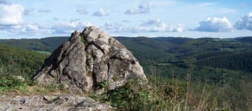 Le Morvan et ses pierres de légende.