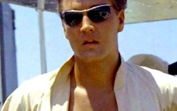 photo elvis + lunette Renauld