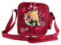 Fournitures scolaires Winx en Russie mars 2012