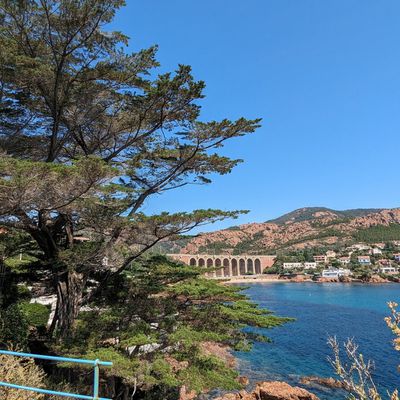 Suite de la balade à Agay et bord de mer