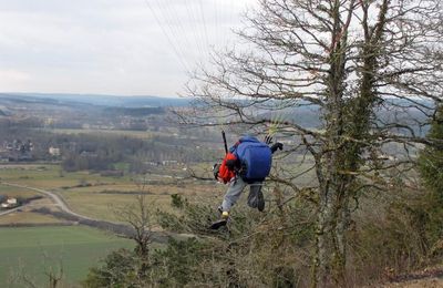 un parapente au Mont Lassois...