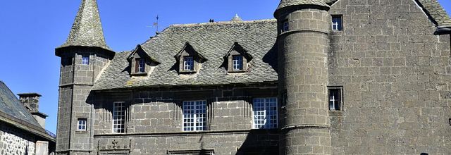 SALERS (Cantal-15)