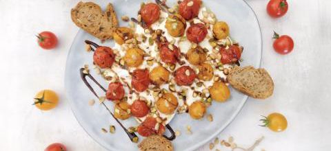 Dip de burrata & tomates cerises rôties