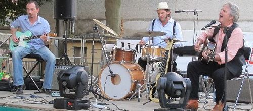 Spencer Bohren , André Bohren With Hervé ''Bluebird'' Fernandez Live At Lembarzique Café, Lembras, France July 18 & At Sorges, France, July 21, 2014