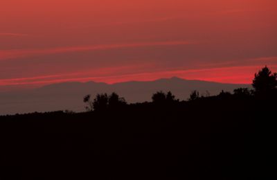 2010 : Coucher de Soleil derrière le Canigou