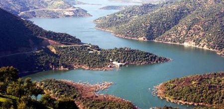 Barrage de Taksebt : un plan deau féérique