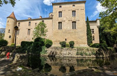 le château de Belflou en reflets