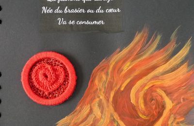 Bouton pour août : Le feu