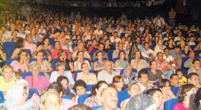 NOUARA: un retour triomphal de la diva kabyle