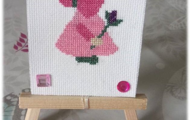 ATC "Sunbonnet" + ruban / dentelle