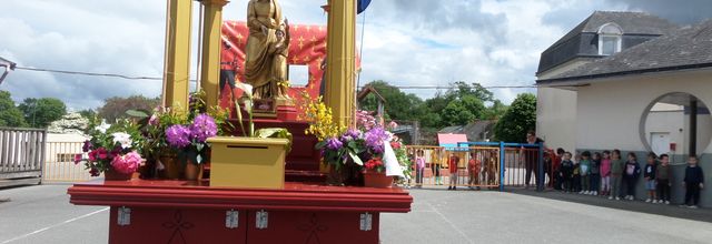 Sainte Anne à l'école Sainte Marie