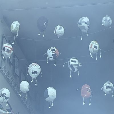 Monstres à la manière de Polly Vogel