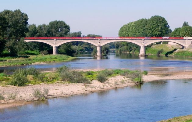 panorama sur La Loire