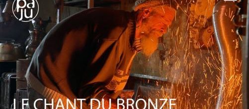 Styves est un fondeur de cloches, passionné et solitaire