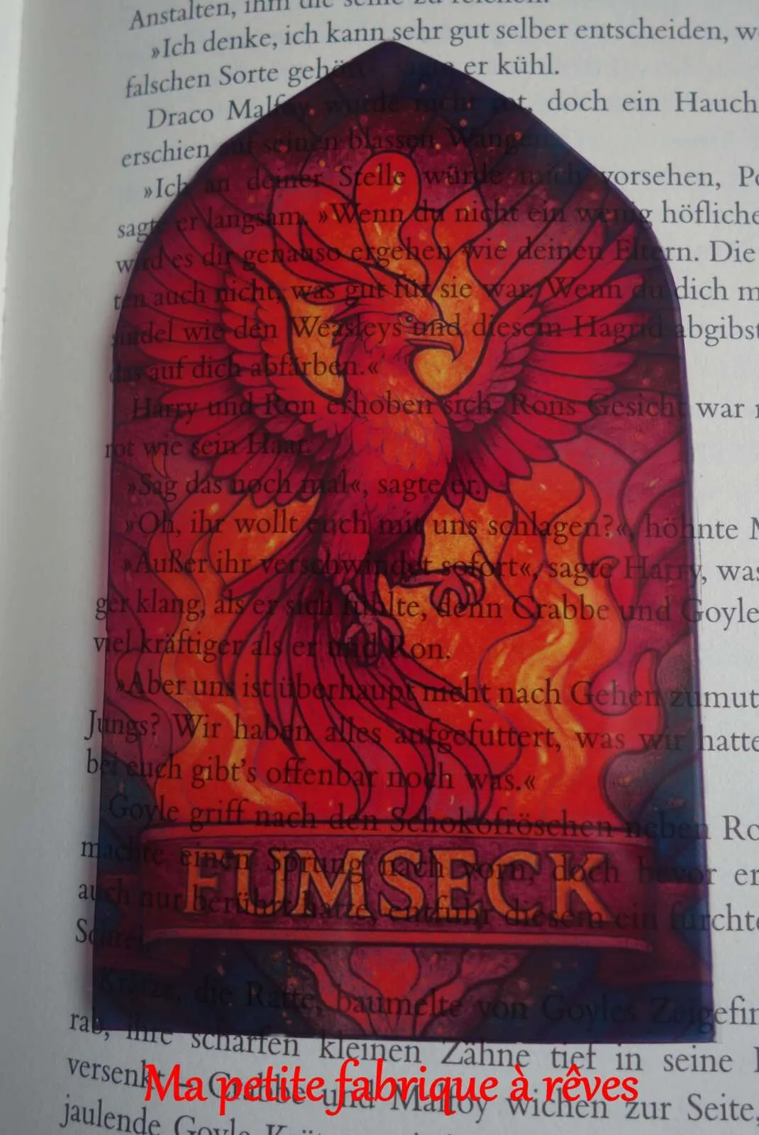Marque-page Harry Potter effet vitrail fumseck