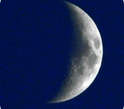 On continue avec la lune...