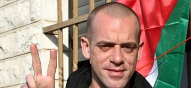 Scandale à dénoncer, humiliant pour la France: Il est détenu car il a obtenu son diplôme d'avocat et pouvait défendre ses compatriotes ! 