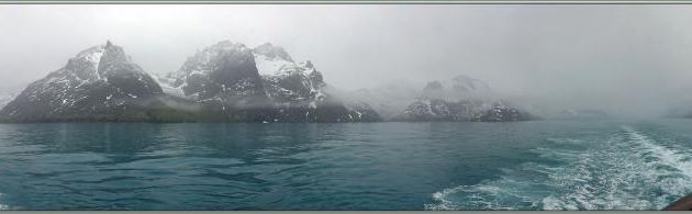 Devant la brume très épaisse dans le Fjord Drygalski, le Lyrial fait demi-tour - Géorgie du Sud