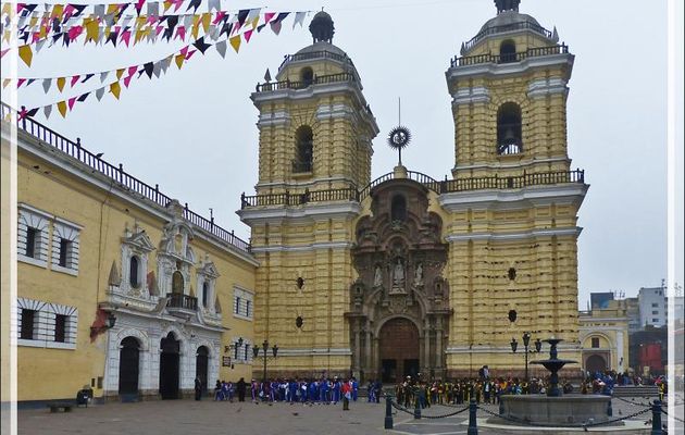 Balade le nez en l'air dans le Lima historique (Pérou) : Basilique et couvent Saint-François-d'Assise (Iglesia San Francisco)
