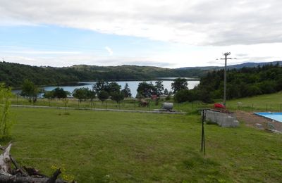 Le village de Villerest et le lac