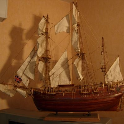           Réalisation du HMS Endeavour, trois-mâts carré britannique du capitaine James Cook
