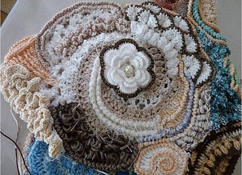 Freeform : le couvre épaules est fini !