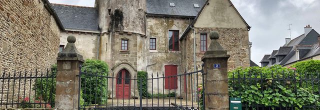 Dans les rues d'Antrain (35)